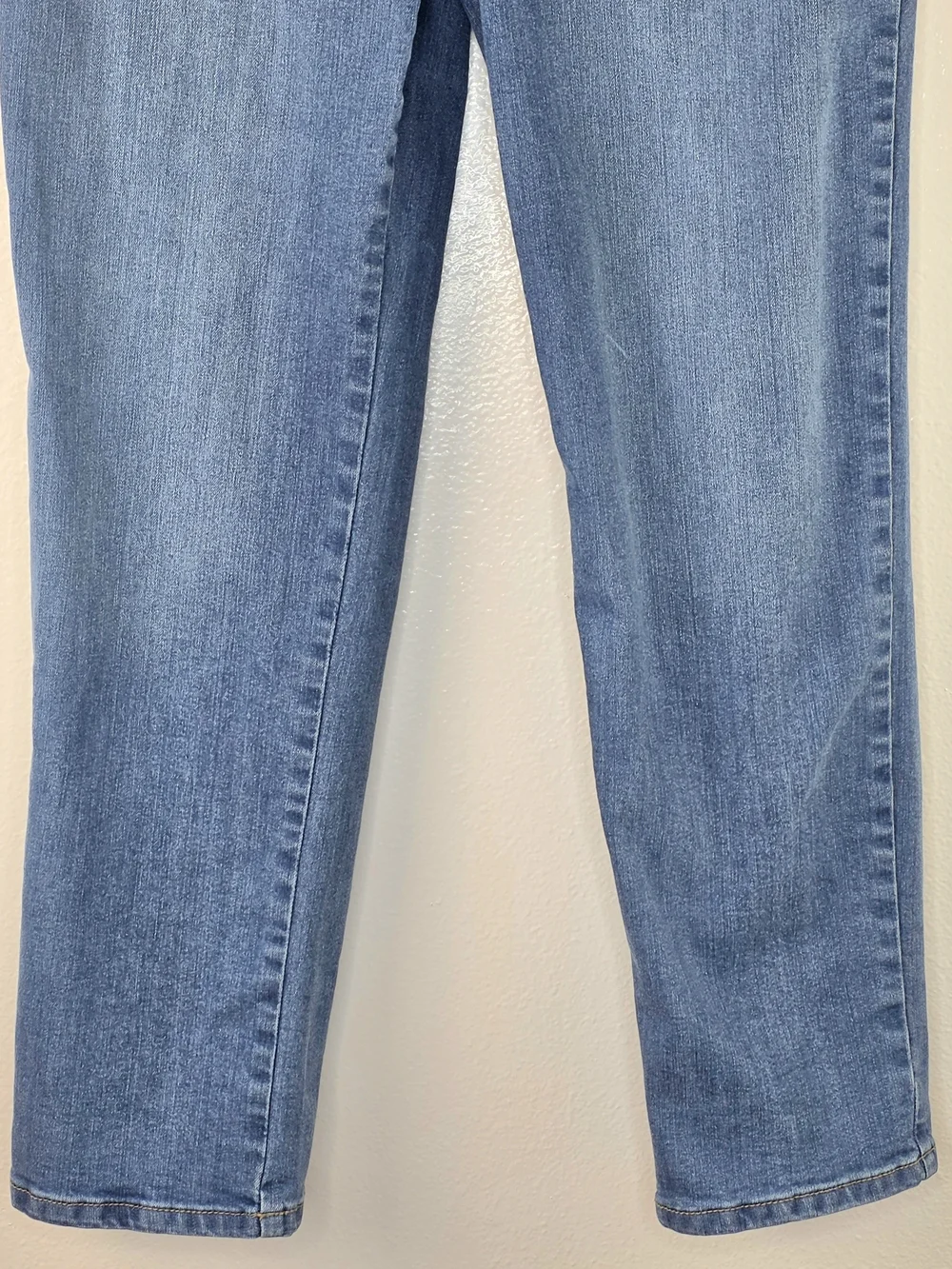 Gloria Vanderbilt Amanda High-Rise Blue Straight Leg Jeans Size 12